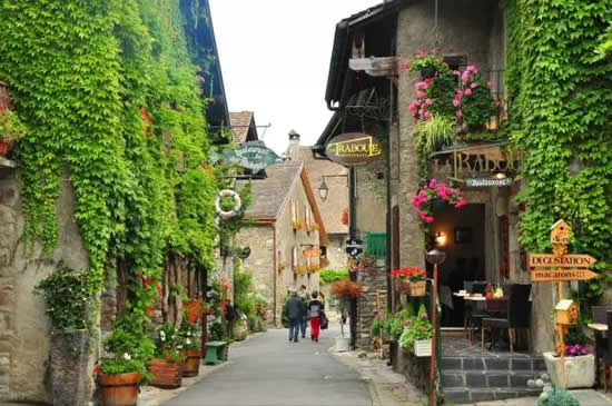 青岛别墅庭院设计