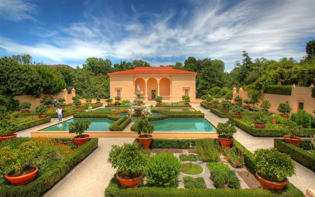 青岛别墅庭院设计