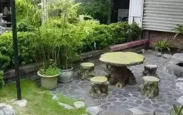 景观石，充当石桌