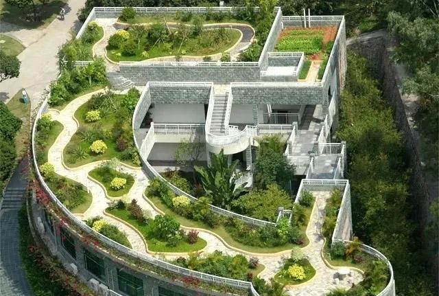 您家的屋顶花园采用这四种设计 别有一番韵味