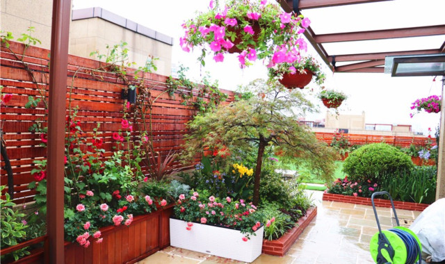 200平米屋顶花园设计_露台花园设计案例欣赏