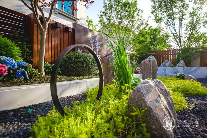 青岛别墅花园设计,如何呈现更美的效果?