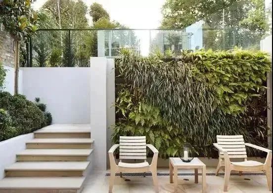 如何让小庭院变身大空间？这里有妙招