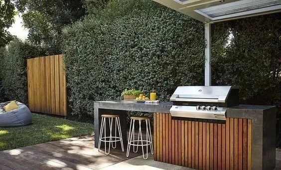 为什么你的花园需要一个户外厨房？